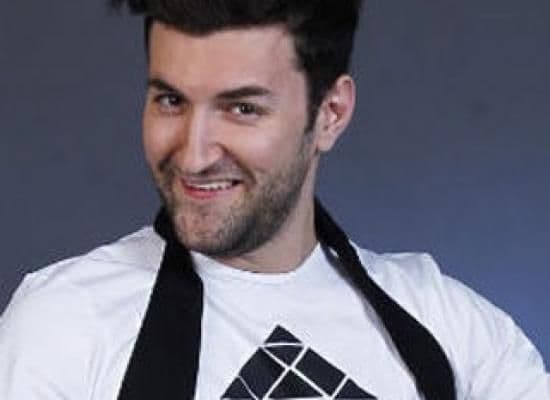 Pentru Smiley, femeia perfectă trebuie să ... gătească la fel de bine ca mama lui!