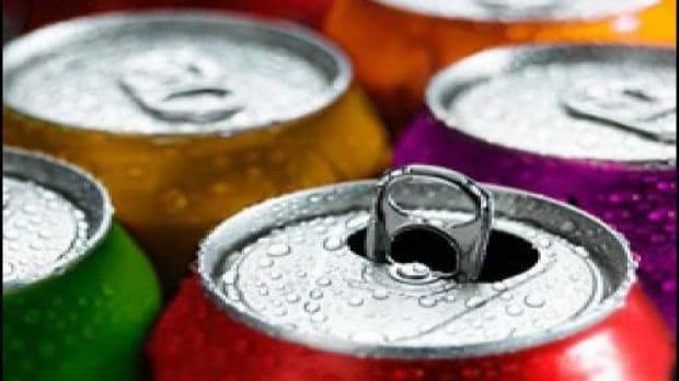 Studiile care te lasă mască. Băuturile acidulate ne atacă fiecare organ al corpului