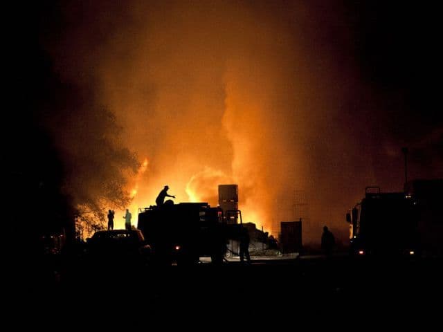 Incendiu la autobaza unei firme de transport din Botoșani