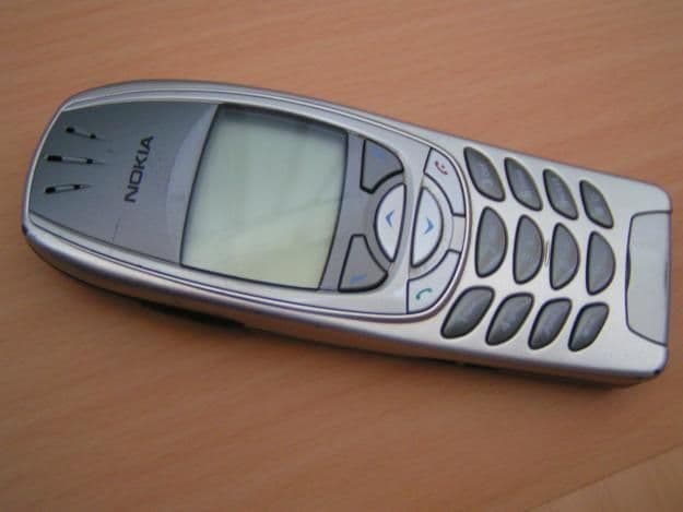 Care e prețul unui telefon care nu poate fi interceptat?