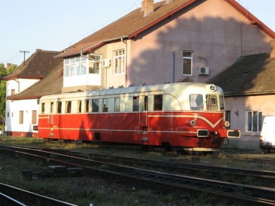 CFR vinde 1178 de locuinţe de serviciu, aflate în proprietatea privată a companiei