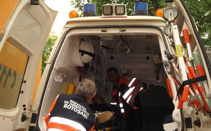 Un bărbat din Leorda a ajuns în stare gravă la spital după ce a băut un litru de alcool