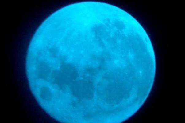 Fenomen astrologic rar: Astăzi vom fi fascinaţi de luna albastră!
