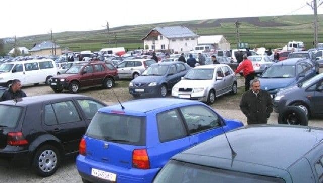 Razie de proporţii în Târgul Auto de la Cumpărătura. Vezi cu ce amenzi s-au ales comercianţii!