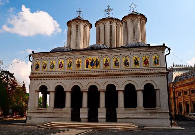 ASUR dezinformează şi intimidează directorii şcolilor publice