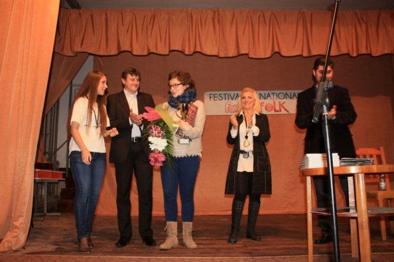 Dorohoianca Daniela Bejinariu a câştigat marele premiu al Festivalului Naţional „Fălticeni Folk”! VIDEO