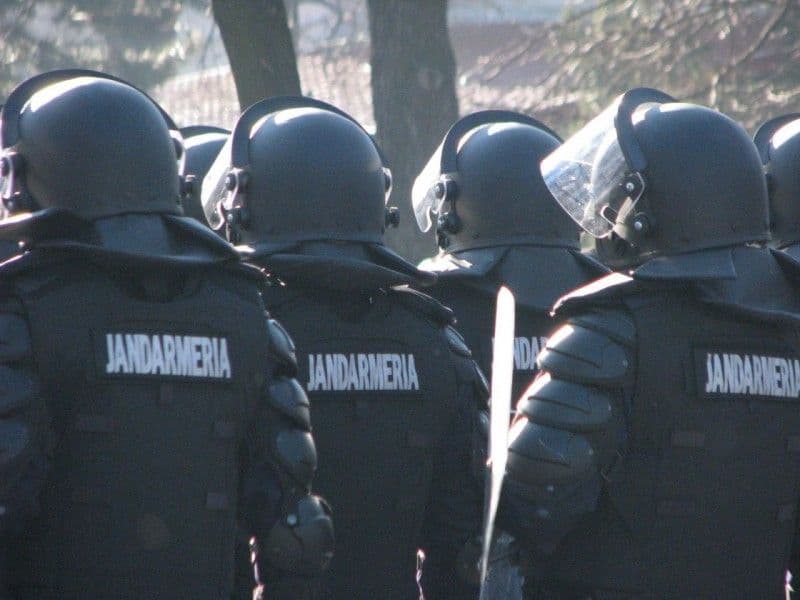 Jandarmii botoșăneni vor asigura ordinea publică la meciul FCM Dorohoi – CS Kosarom Pascani