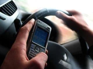 Rovinieta, pe mobil. O aplicaţie gratuită vine în ajutorul şoferilor