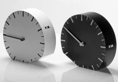 ORA DE IARNĂ: România fixează iar ceasurile. Cum se modifică fusul orar
