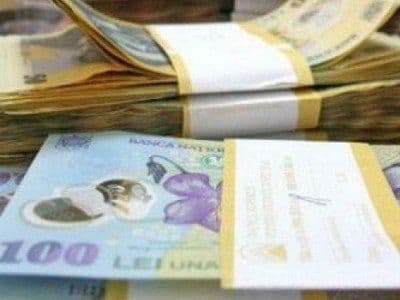 Taxa auto a fost eliminată oficial, banii se restituie