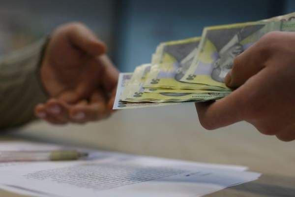 Vezi lista elevilor care vor beneficia de sprijinul financiar din programul „Bani de Liceu”!
