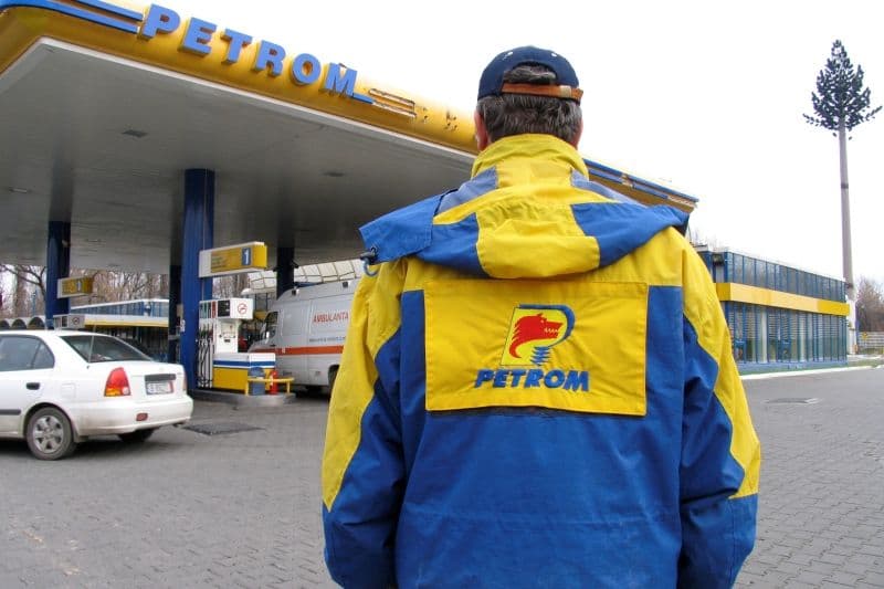 S-a ieftinit benzina din nou!