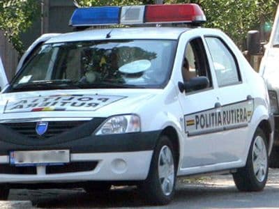 Un bărbat din Leorda, s-a izbit într-un microbuz și a fugit de la locul accidentului