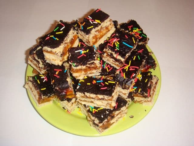Prajitură cu cremă de caramel
