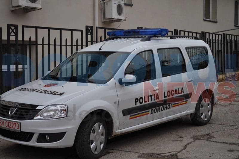 Dorohoian prins la furat de un echipaj al poliției locale