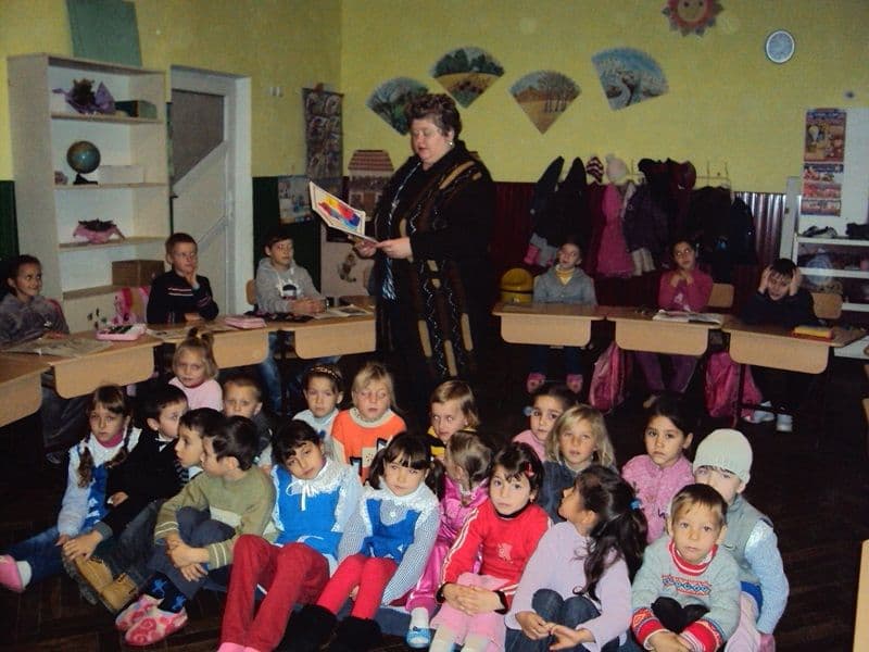 SEG la Şcoala „Dimitrie Pompeiu” Broscăuţi cu elevii clasei pregătitoare şi elevii clasei a III-a A - FOTO