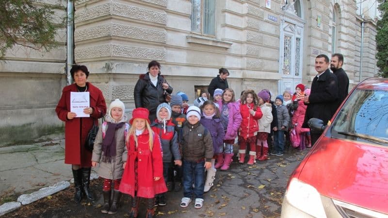 Săptămâna Educaţiei Globale „Mobilitate pentru sustenabilitate” - Biblioteca - prietena copiilor