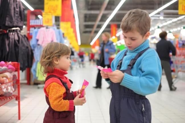 Cum alegi dulciuri mai puţin nocive din supermarket?