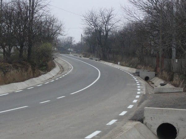 Drumul Oroftiana – Suharău – Cristineşti va fi inaugurat astăzi. Vezi cum arătă drumul acum!