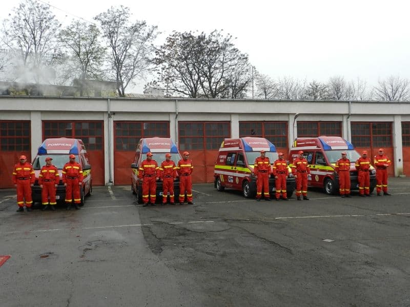 Doi ani de la înfiinţarea SMURD Botoşani, aniversaţi cu noi ambulanţe