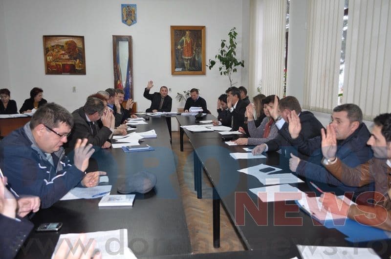 30 de proiecte de hotărâre aprobate de consilierii locali dorohoieni în mai puţin de 30 de minute