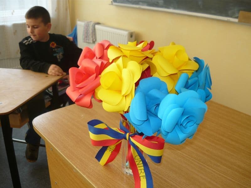 Evocarea zilei de 1 Decembrie la Şcoala Gimnazială „Ştefan cel Mare” Dorohoi - FOTO