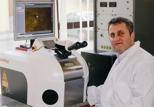 Botoşăneanul Florin Todorică face parte din echipa care a inventat primul spectromicroscop din ţară