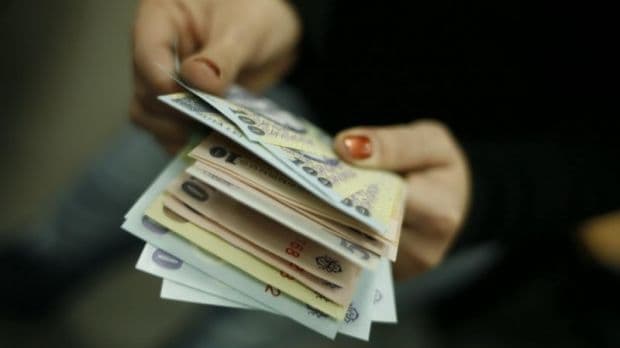 Salariile bugetarilor vor creşte de la 1 decembrie. Majorarea va fi de peste 7 la sută