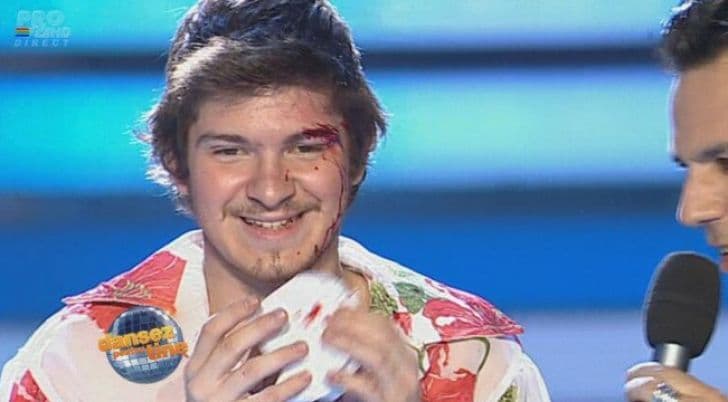 Sânge şi o arcadă spartă în direct, în timpul unui dans țigănesc la „Dansez pentru tine”