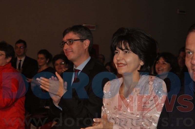 Întâlnire electorală de Sfântul Andrei, terminată cu „Cerere în căsătorie” - VIDEO/FOTO