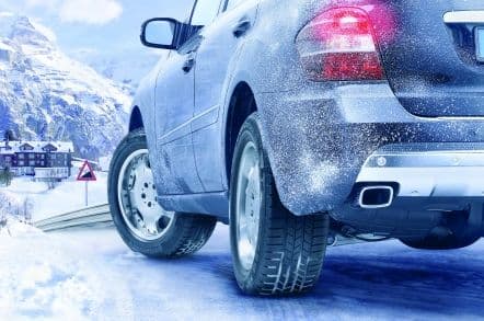 Cum să-ţi pregăteşti maşina pentru iarnă. Vezi ce verificări trebuie să faci