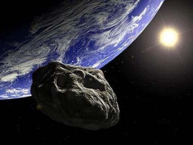 Un asteroid uriaș trece miercuri pe lângă TERRA
