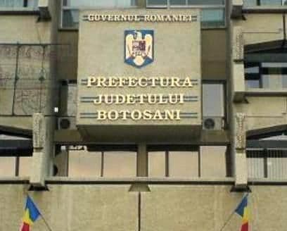 Prefectura Botoșani: Se lucrează la deszăpezirea a încă 29 de sate şi cătune botoşănene