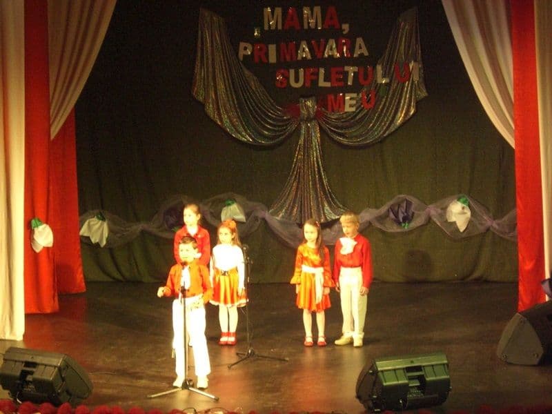 Concurs local - Mama, primavara sufletului meu_03