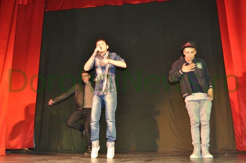 Fii diferit nu indiferent_120