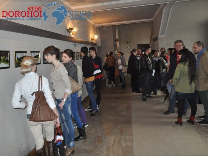 Expozitie fotografie - Bete de chibrit Marius Petrescu_07