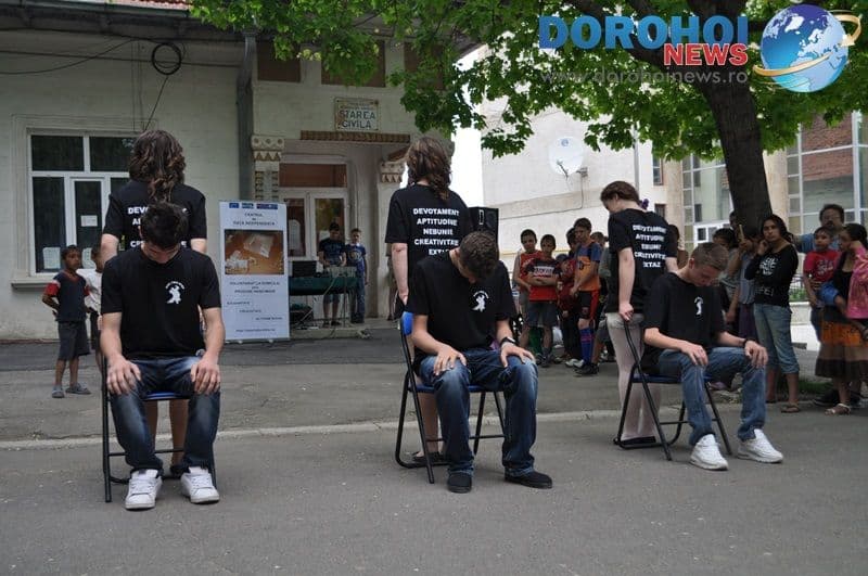 IHTIS - Ziua europeana de combatere a discriminarii - Pietonal Dorohoi_24