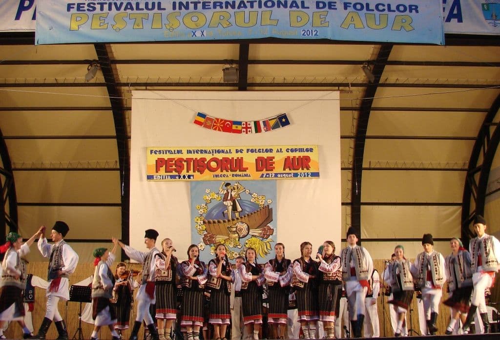 Mugurelul Dorohoi - Festivalul Pstisorul de aur(5)