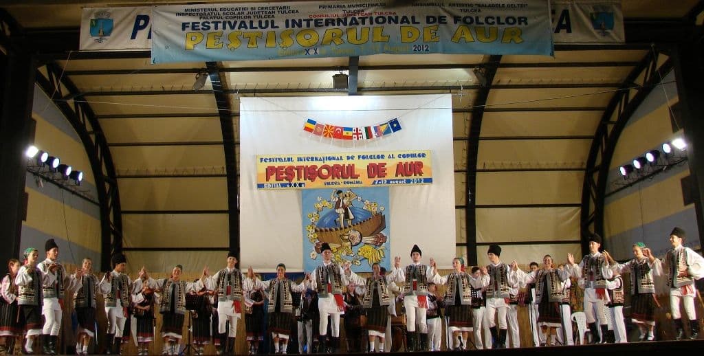Mugurelul Dorohoi - Festivalul Pstisorul de aur