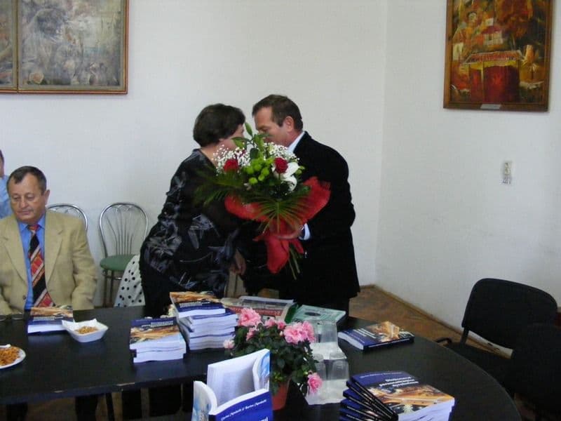 familia Mandachi lansare de carte la Dorohoi (14)