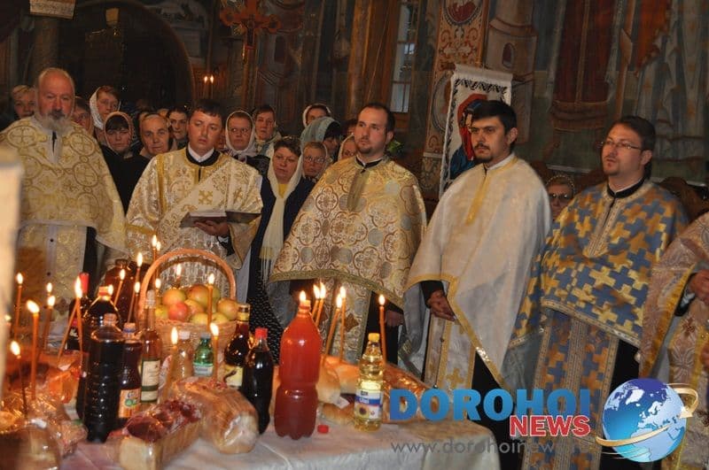 Sf. Moaste - Biserica Sf. Cuv. Parascheva Dorohoi_10