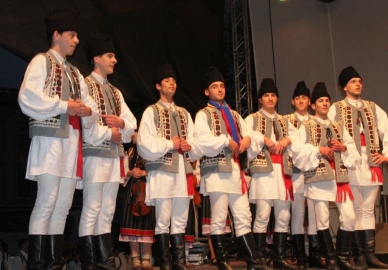 Ansamblul Mugurelul la Alba Iulia (12)