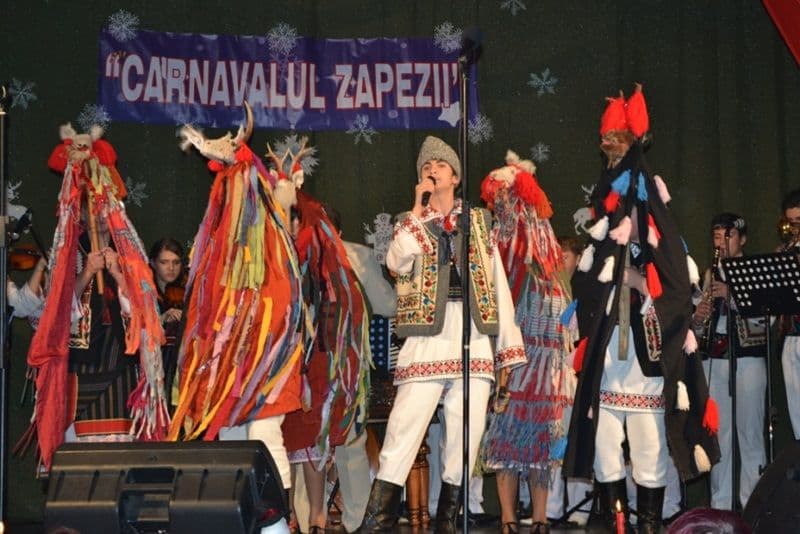 Carnavalul zapezii Dorohoi 2012_15