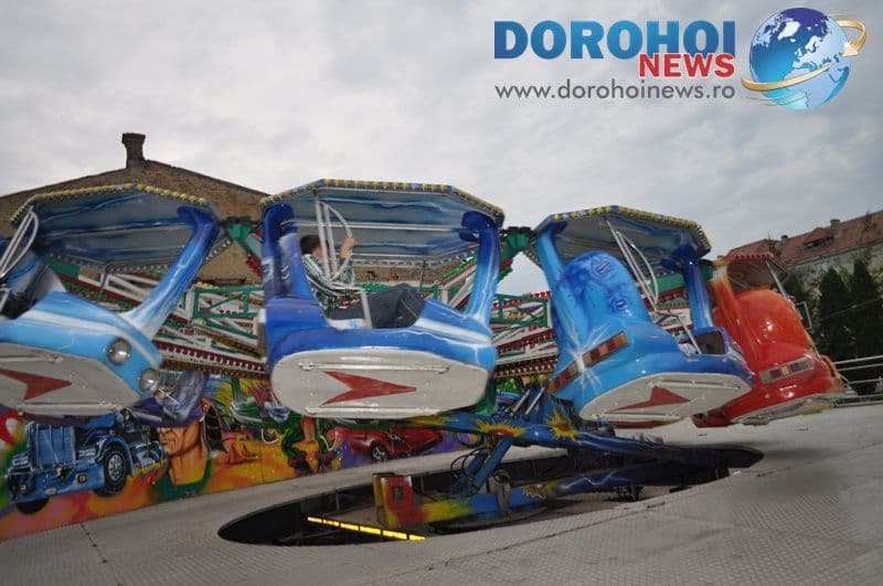 Parc de distractii - Luna Park la Dorohoi_06