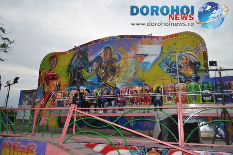 Parc de distractii - Luna Park la Dorohoi_12