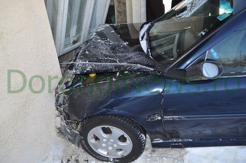 Accident pe strada Sf. Ioan Romanu_08