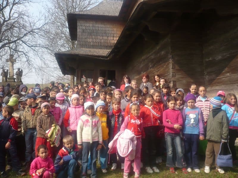 Călători în spaţiul sacralităţii (2)