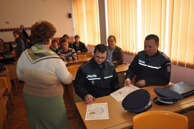 Detectiv in lumea profesiilor_12