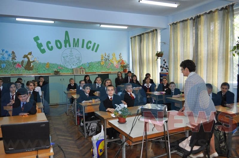 Clasa a VI-a - Scoala 5 - Seful Clasei_04