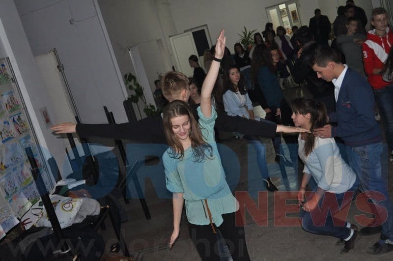 CN Grigore Ghica Dorohoi_Repetitii Balul Bobocilor_07